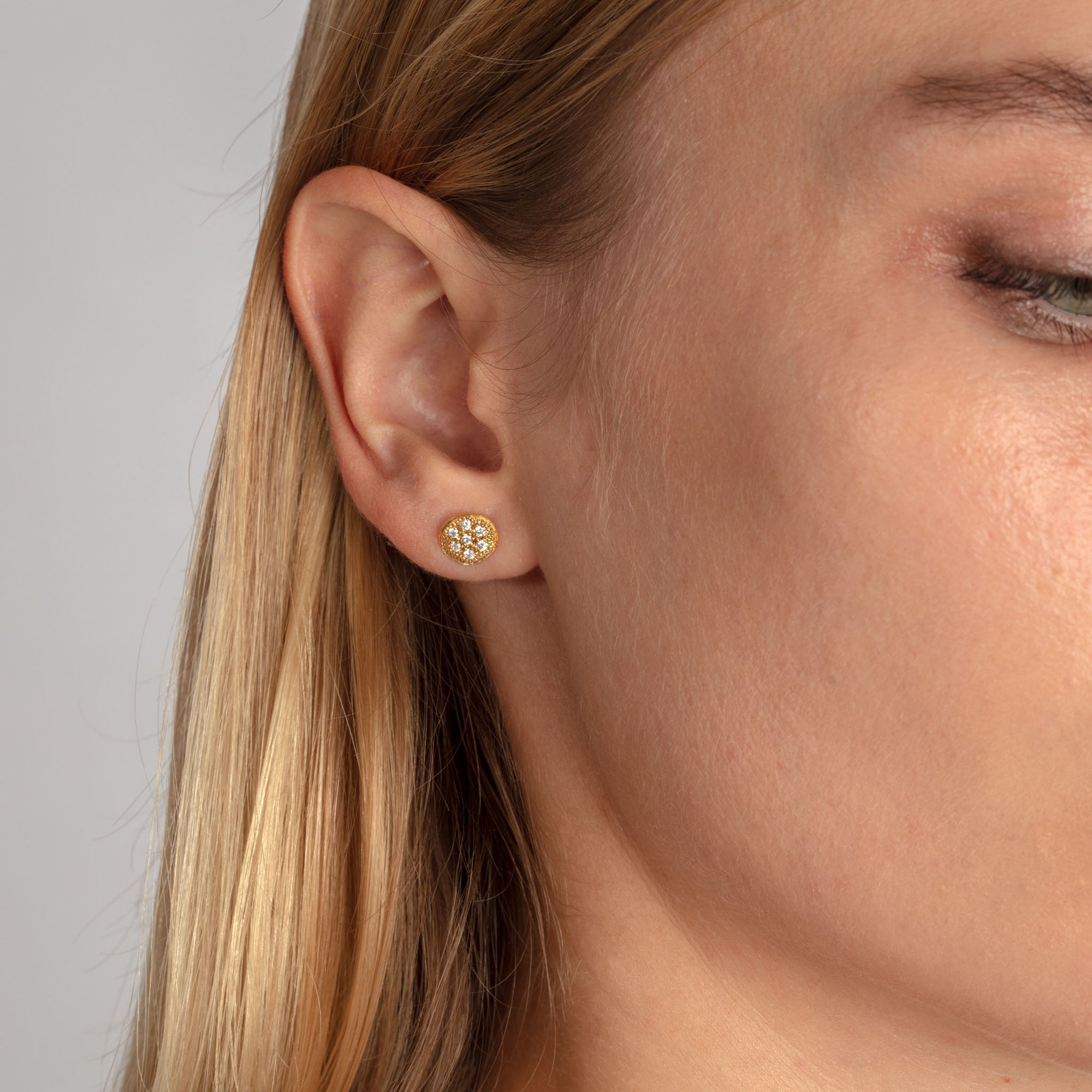 Deysi' 18ct Gold Crystal Opal Earrings - Black Star Opal