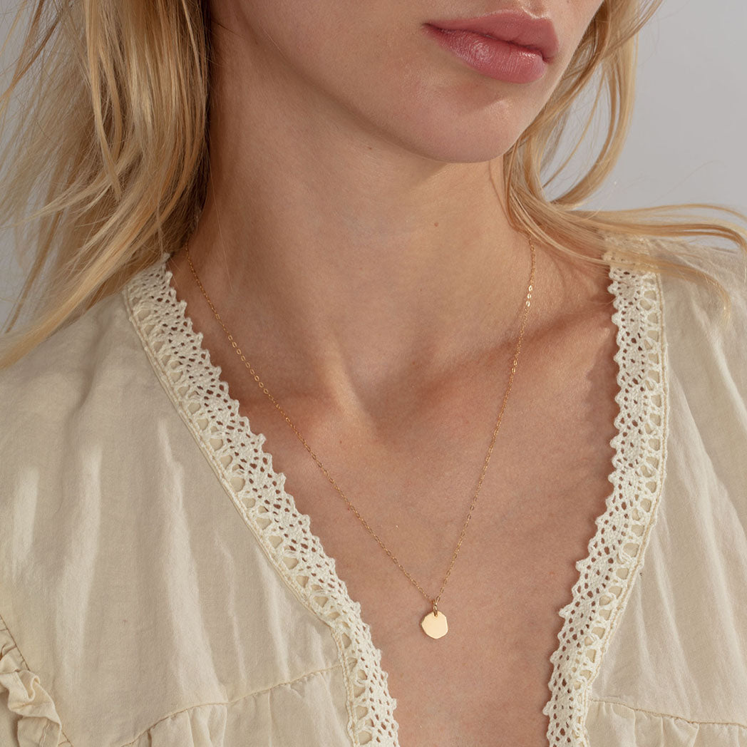 XILITLA Light Necklace in 9ct Gold