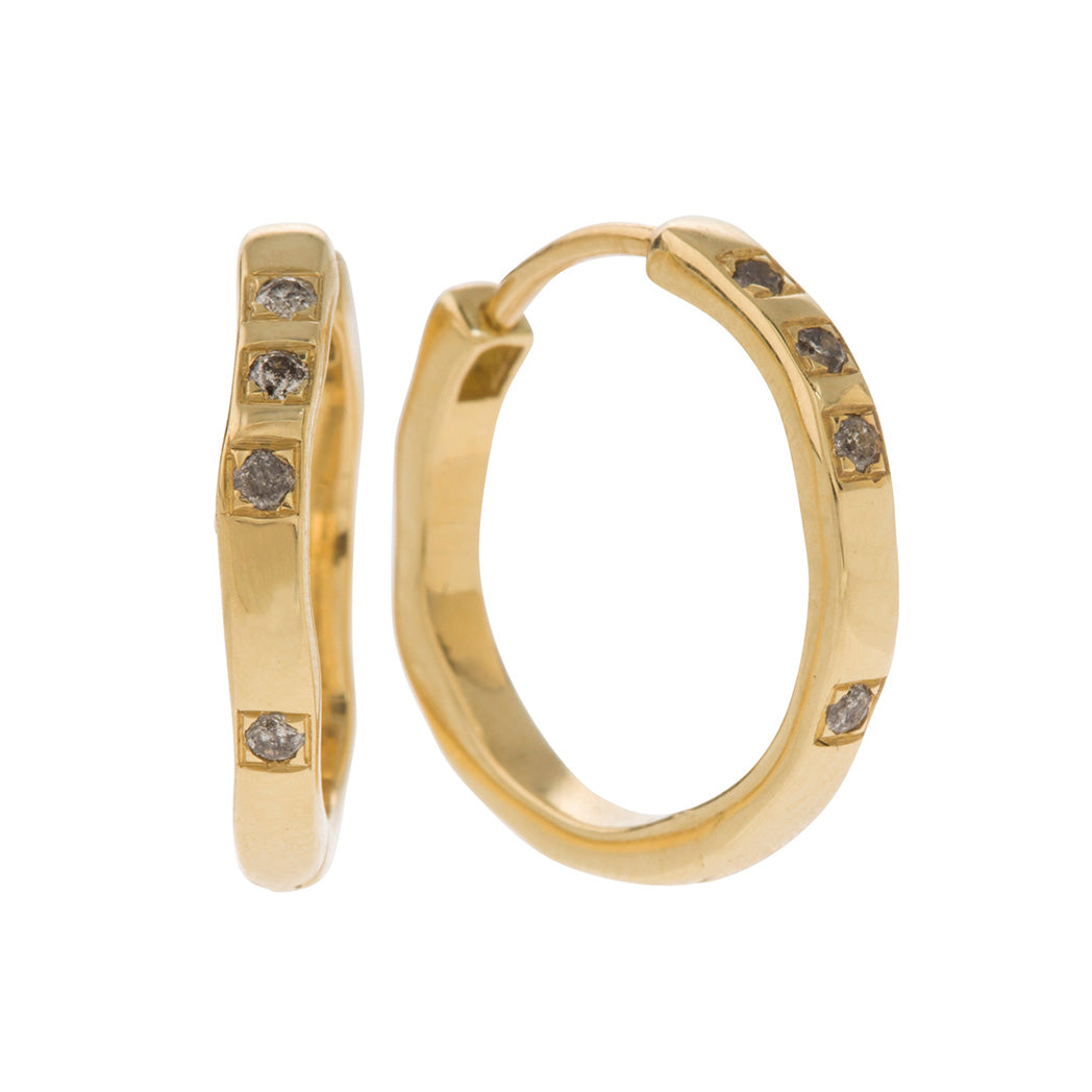 A CLASSIC TWIST Hoop Earrings With Grey Diamonds in 18ct Yellow Gold