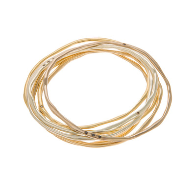 A CLASSIC TWIST Bangle in 18ct Yellow Gold