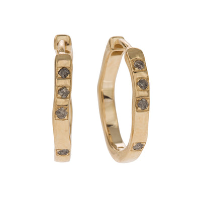 A CLASSIC TWIST Hoop Earrings With Grey Diamonds in 9ct Yellow Gold