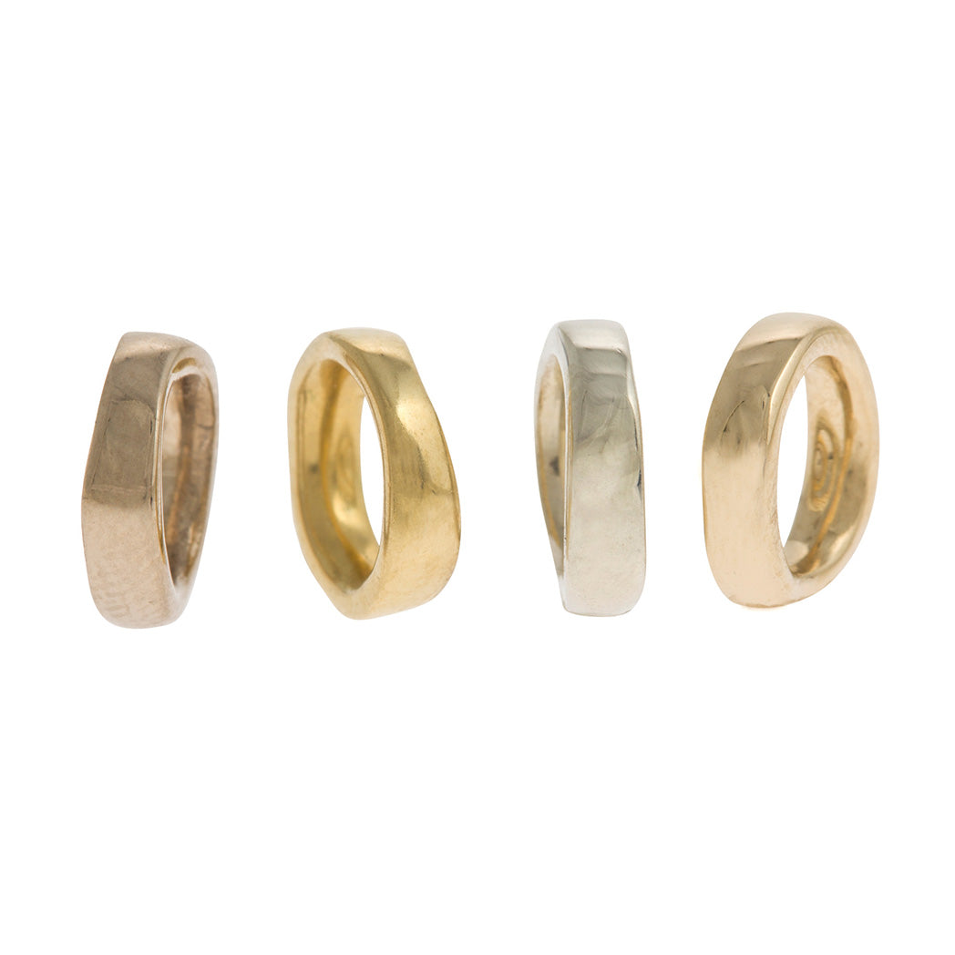 A CLASSIC TWIST Necklace in 9ct Yellow Gold